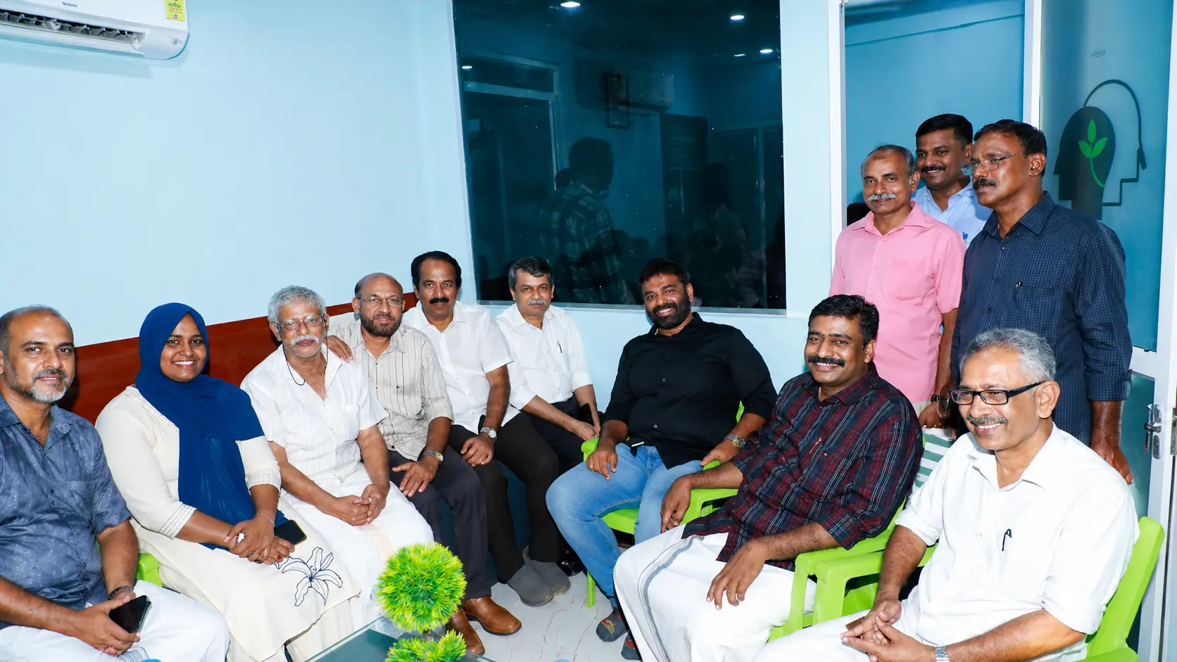 Expert Team Mindbeat Healing Tirur